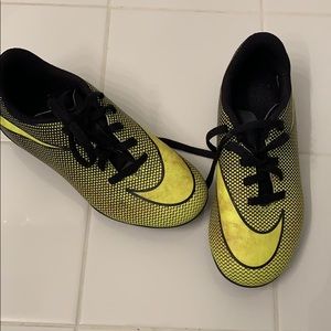 Boys yellow Nike cleats